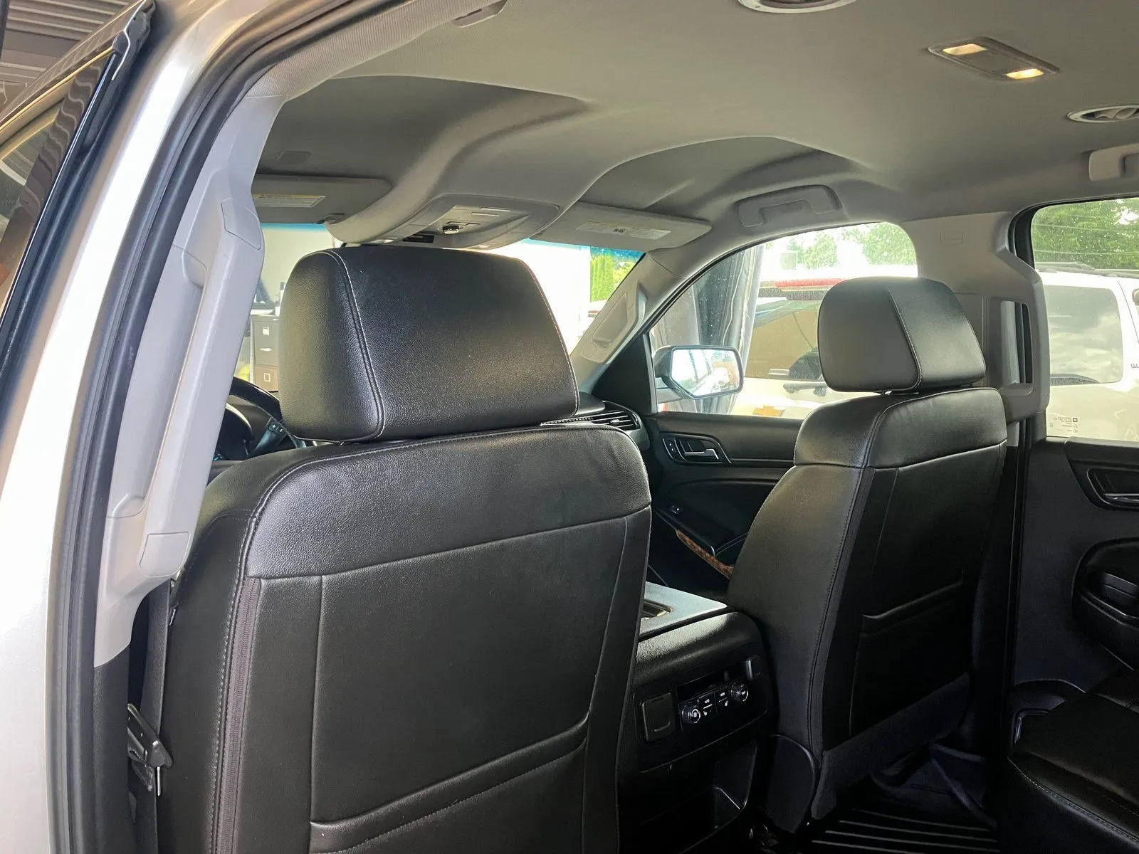 Chevrolet Tahoe photo 13