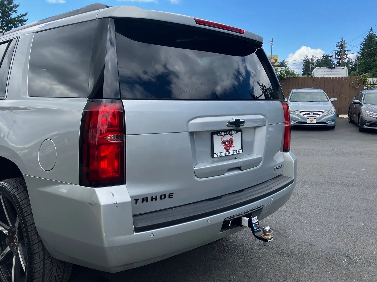 Chevrolet Tahoe photo 6
