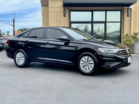Black 2019 Volkswagen Jetta R-Line for sale in Lakewood, WA