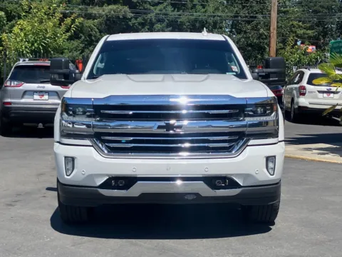 Another view of 2017 Chevrolet Silverado 1500 High Country for sale in Lakewood, WA at 9999 Auto Center