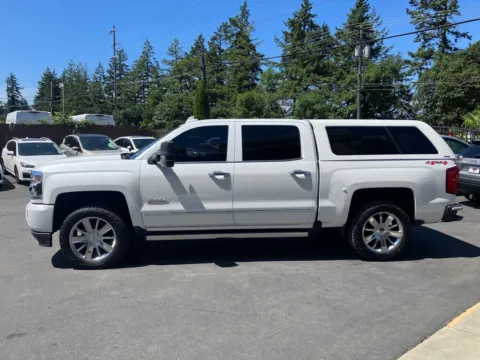More photos of 2017 Chevrolet Silverado 1500 High Country at 9999 Auto Center, WA