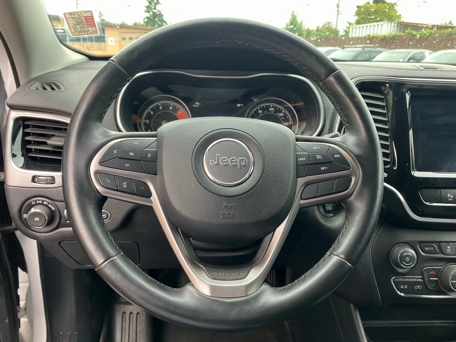 Jeep Cherokee photo 23