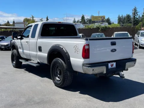 More photos of 2012 Ford F-250SD Lariat at 9999 Auto Center, WA