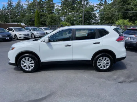 More photos of 2016 Nissan Rogue S at 9999 Auto Center, WA