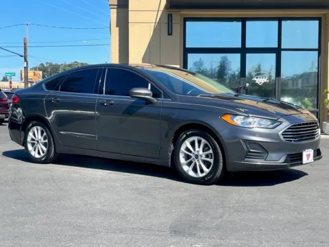 Gray 2019 Ford Fusion SE for sale in Lakewood, WA