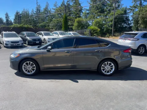 More photos of 2019 Ford Fusion SE at 9999 Auto Center, WA