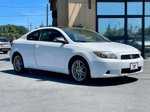 White 2009 Scion tC for sale in Lakewood, WA