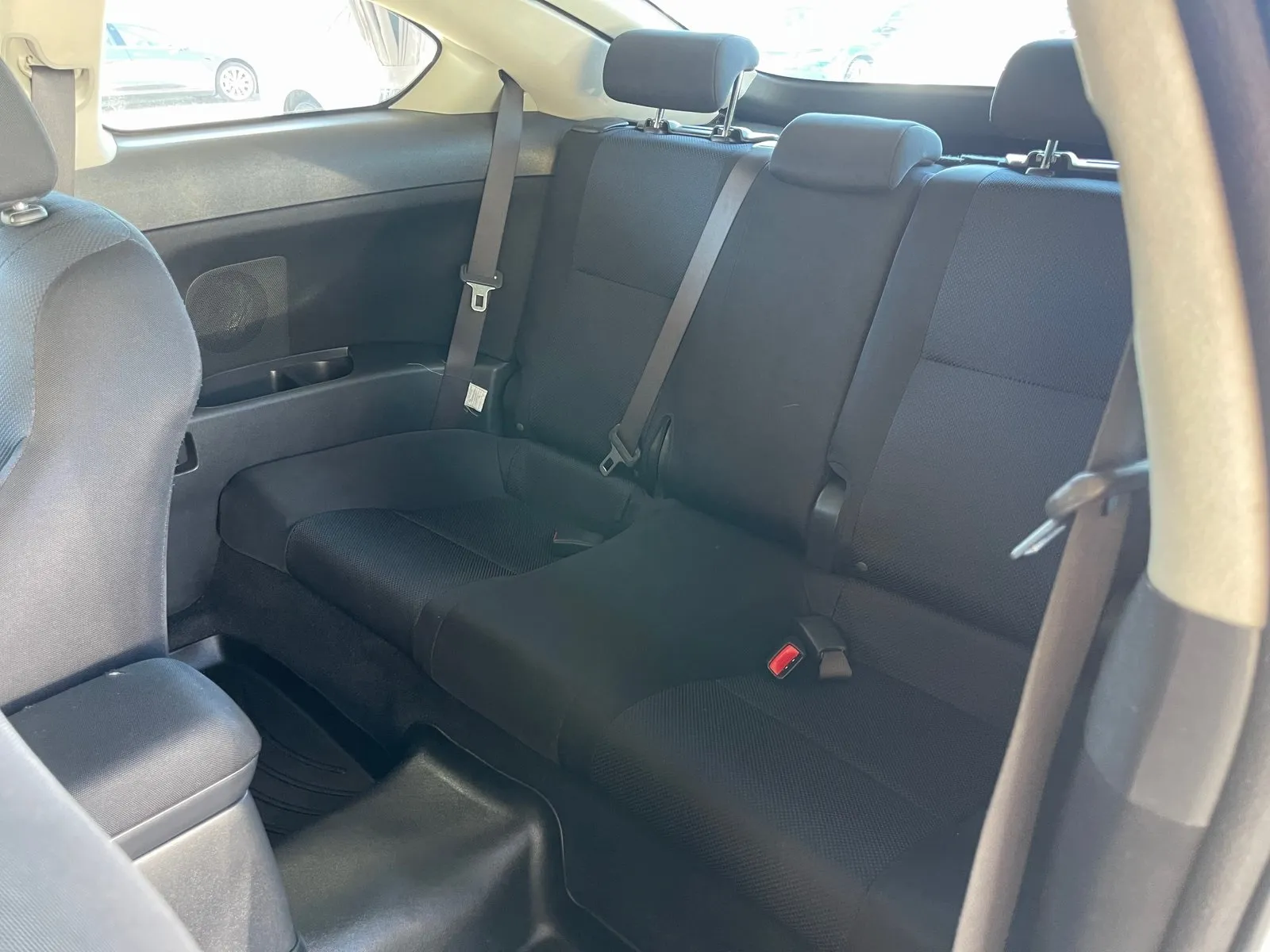 2009 Scion tC Base photo 18