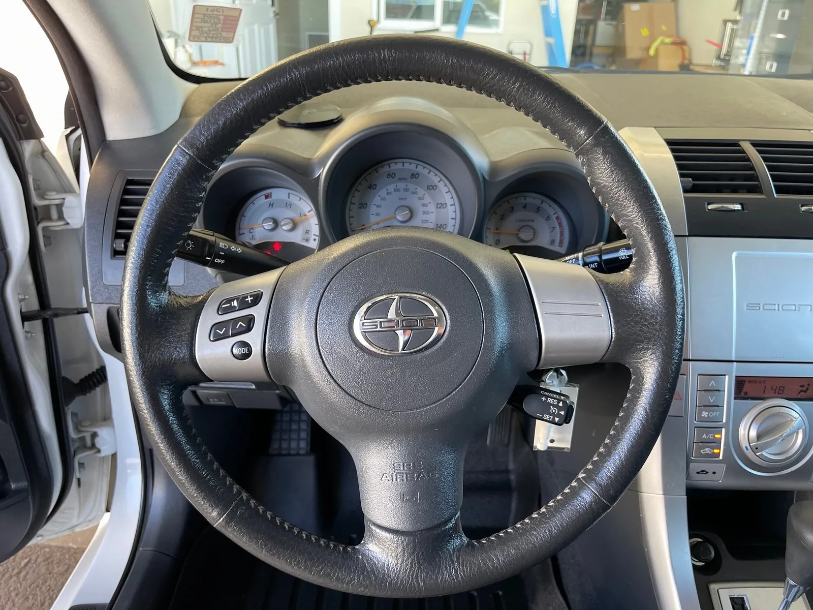 2009 Scion tC Base photo 13