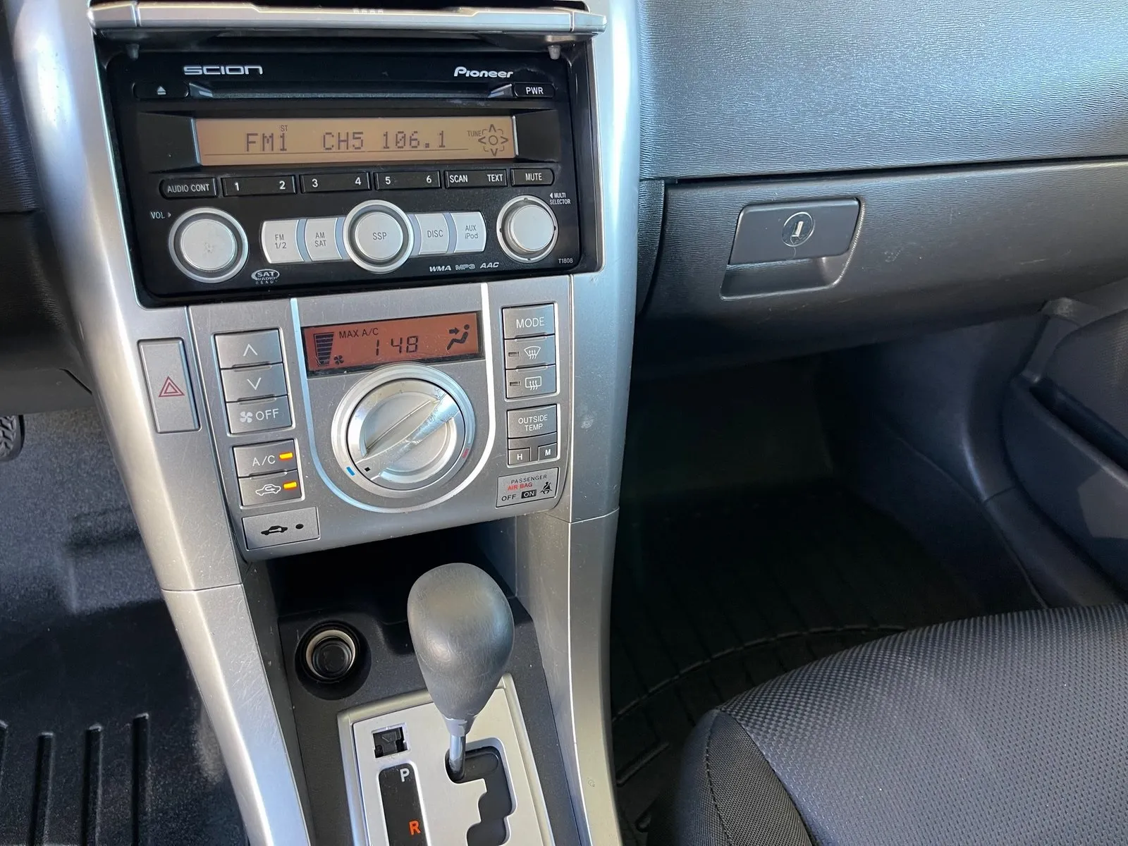 2009 Scion tC Base photo 6