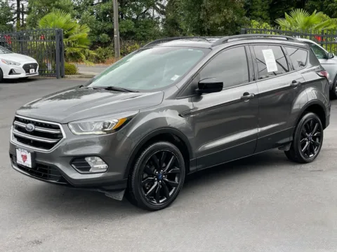 Another view of 2017 Ford Escape SE for sale in Lakewood, WA at 9999 Auto Center