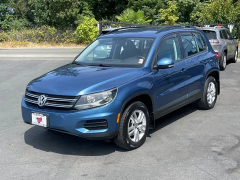Another view of 2017 Volkswagen Tiguan 2.0T S for sale in Lakewood, WA at 9999 Auto Center