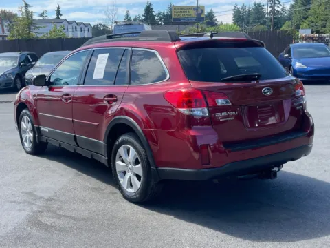 More photos of 2012 Subaru Outback 3.6R at 9999 Auto Center, WA