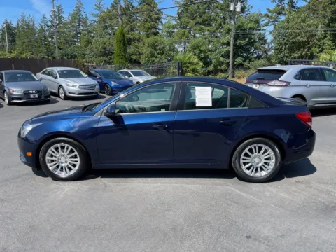 More photos of 2011 Chevrolet Cruze ECO at 9999 Auto Center, WA