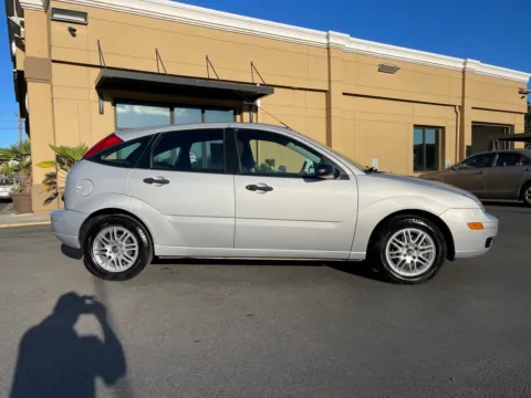 Another view of 2007 Ford Focus SES for sale in Lakewood, WA at 9999 Auto Center