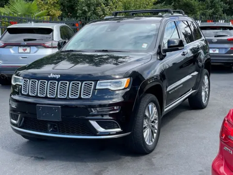 Another view of 2018 Jeep Grand Cherokee Summit for sale in Lakewood, WA at 9999 Auto Center
