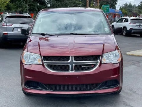 Photos of 2017 Dodge Grand Caravan SE for sale in Lakewood, WA at 9999 Auto Center