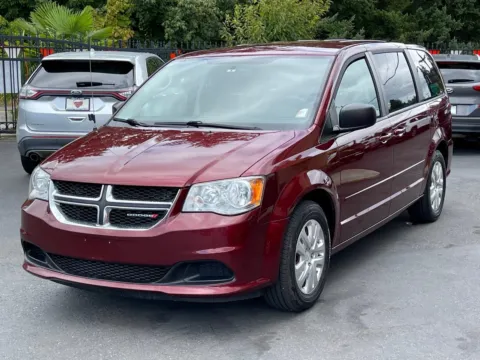 Another view of 2017 Dodge Grand Caravan SE for sale in Lakewood, WA at 9999 Auto Center