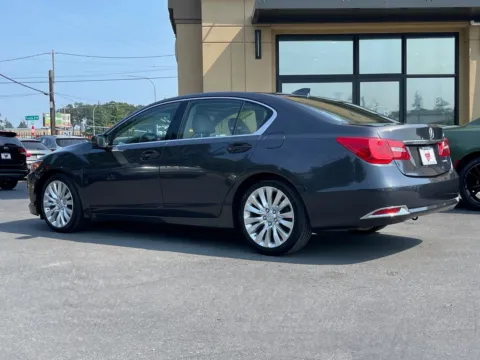 More photos of 2014 Acura RLX at 9999 Auto Center, WA