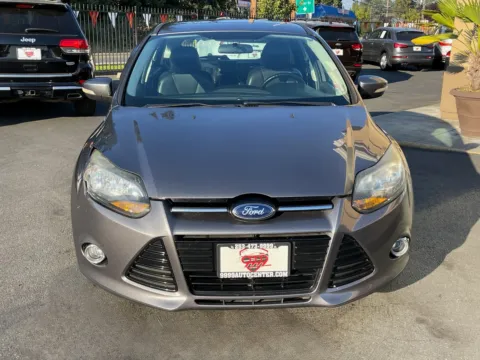 More photos of 2014 Ford Focus Titanium at 9999 Auto Center, WA