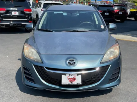 Photos of 2010 Mazda Mazda3 i Sport for sale in Lakewood, WA at 9999 Auto Center