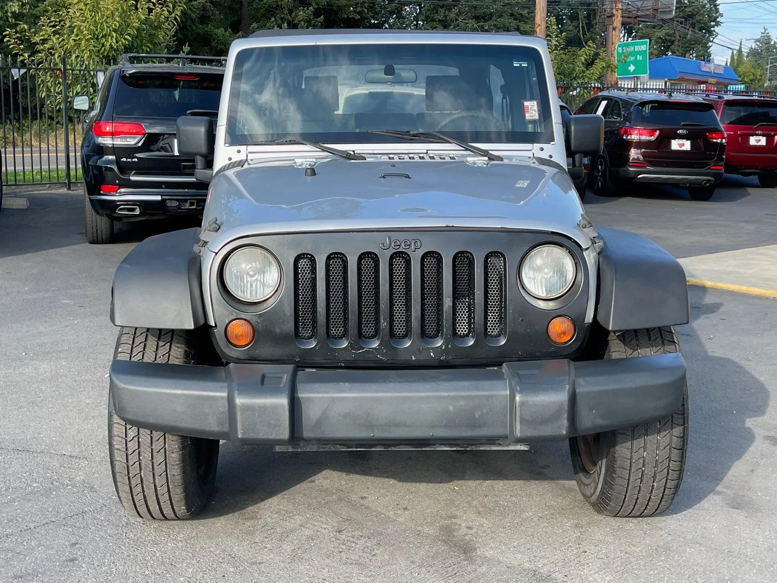 Jeep Wrangler photo 9