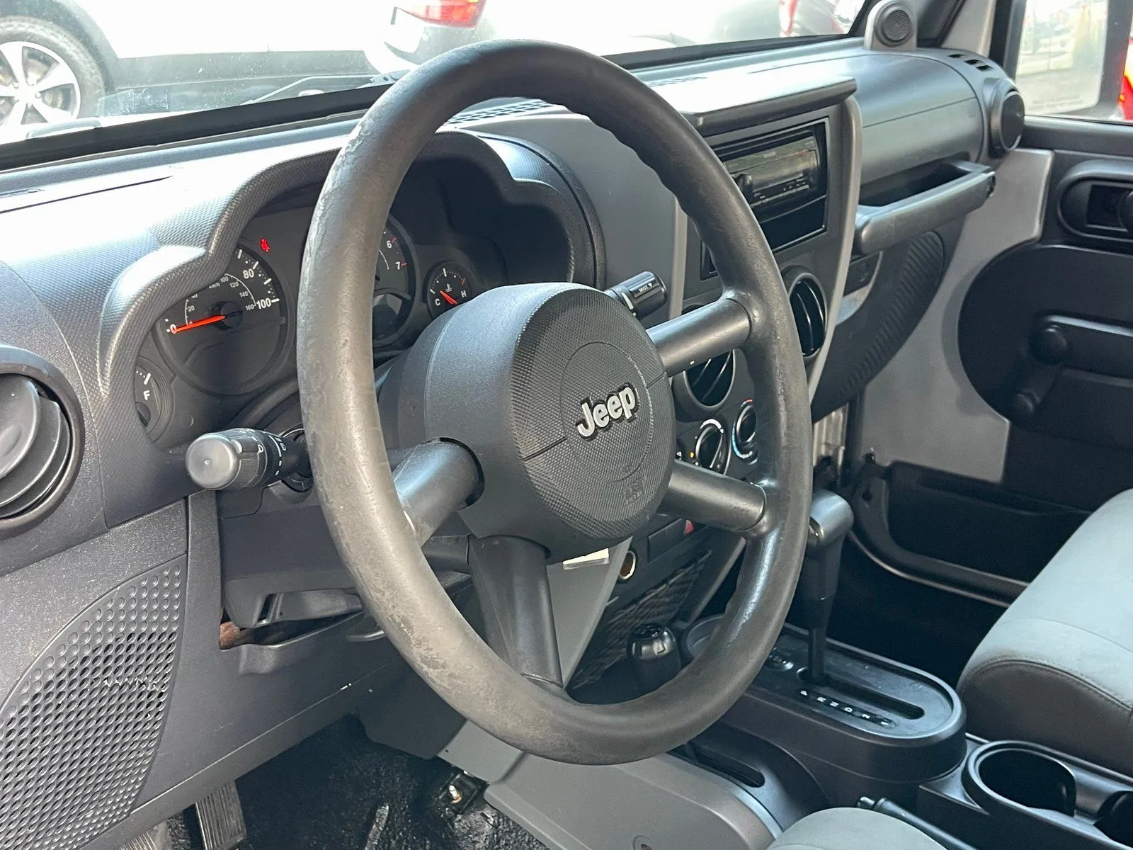Jeep Wrangler photo 12