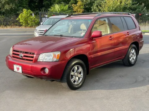 Another view of 2007 Toyota Highlander for sale in Lakewood, WA at 9999 Auto Center