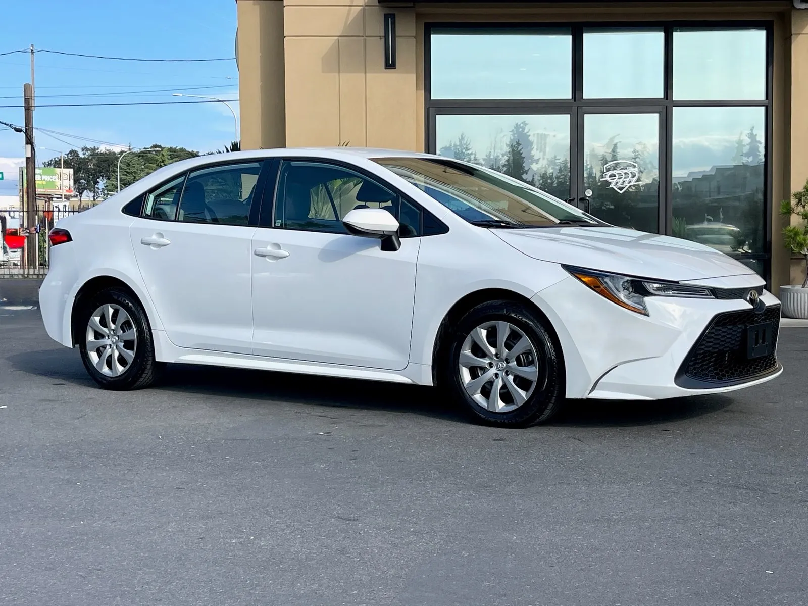 White 2020 Toyota Corolla LE for sale in Lakewood, WA