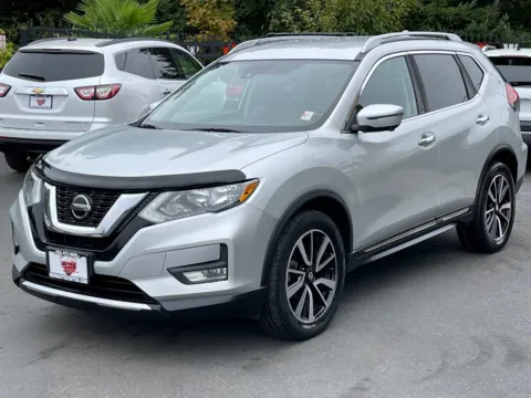 Another view of 2019 Nissan Rogue SL for sale in Lakewood, WA at 9999 Auto Center