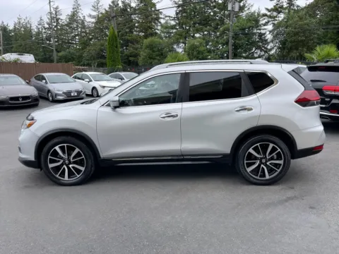 More photos of 2019 Nissan Rogue SL at 9999 Auto Center, WA