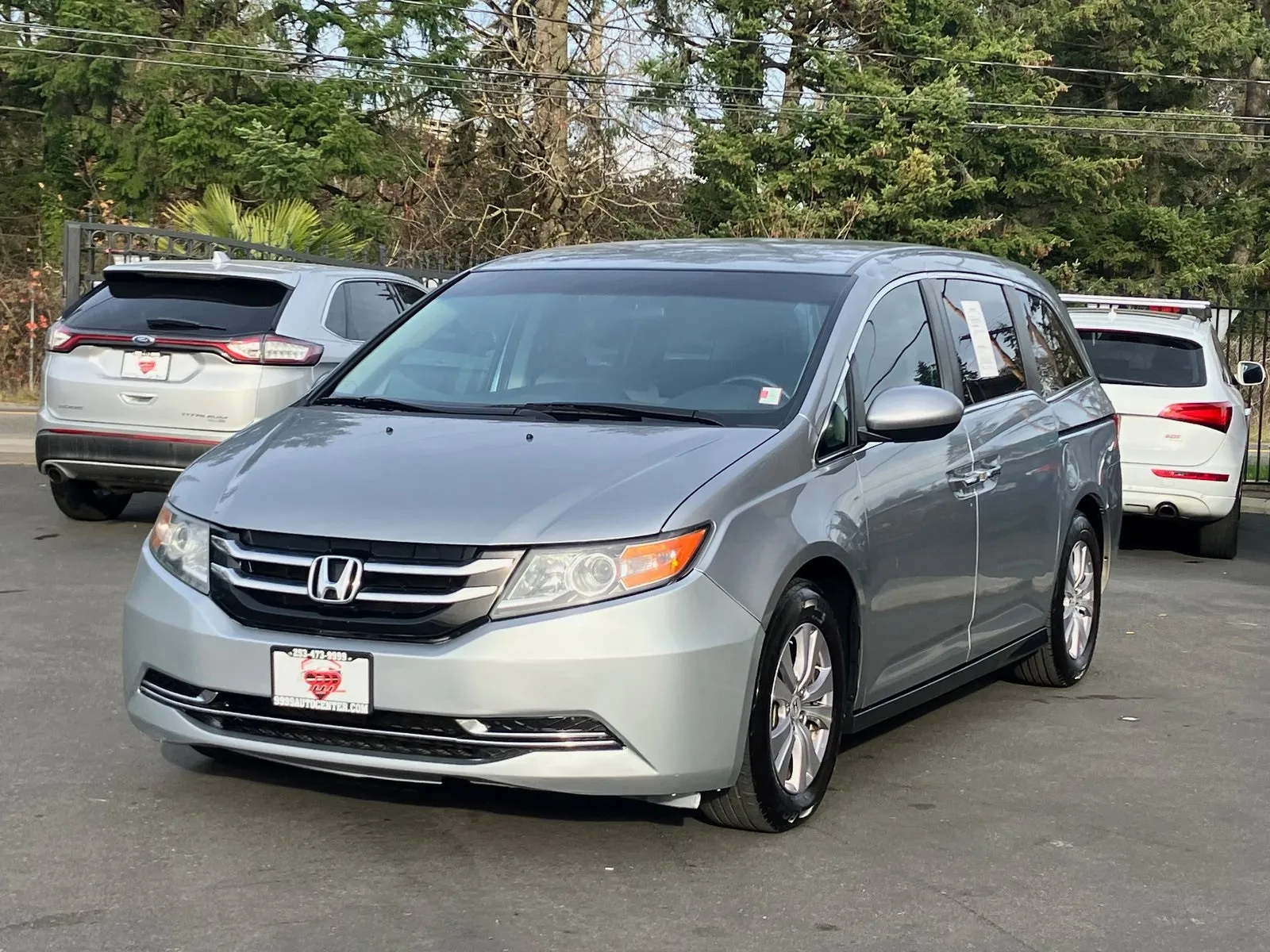 2017 Honda Odyssey EX photo 2