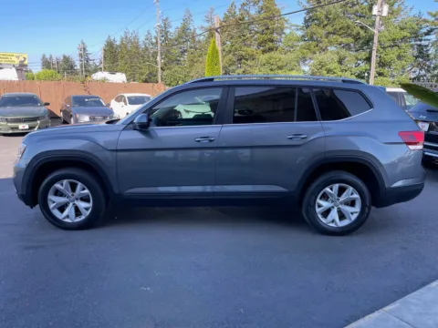 More photos of 2018 Volkswagen Atlas Launch Edition at 9999 Auto Center, WA