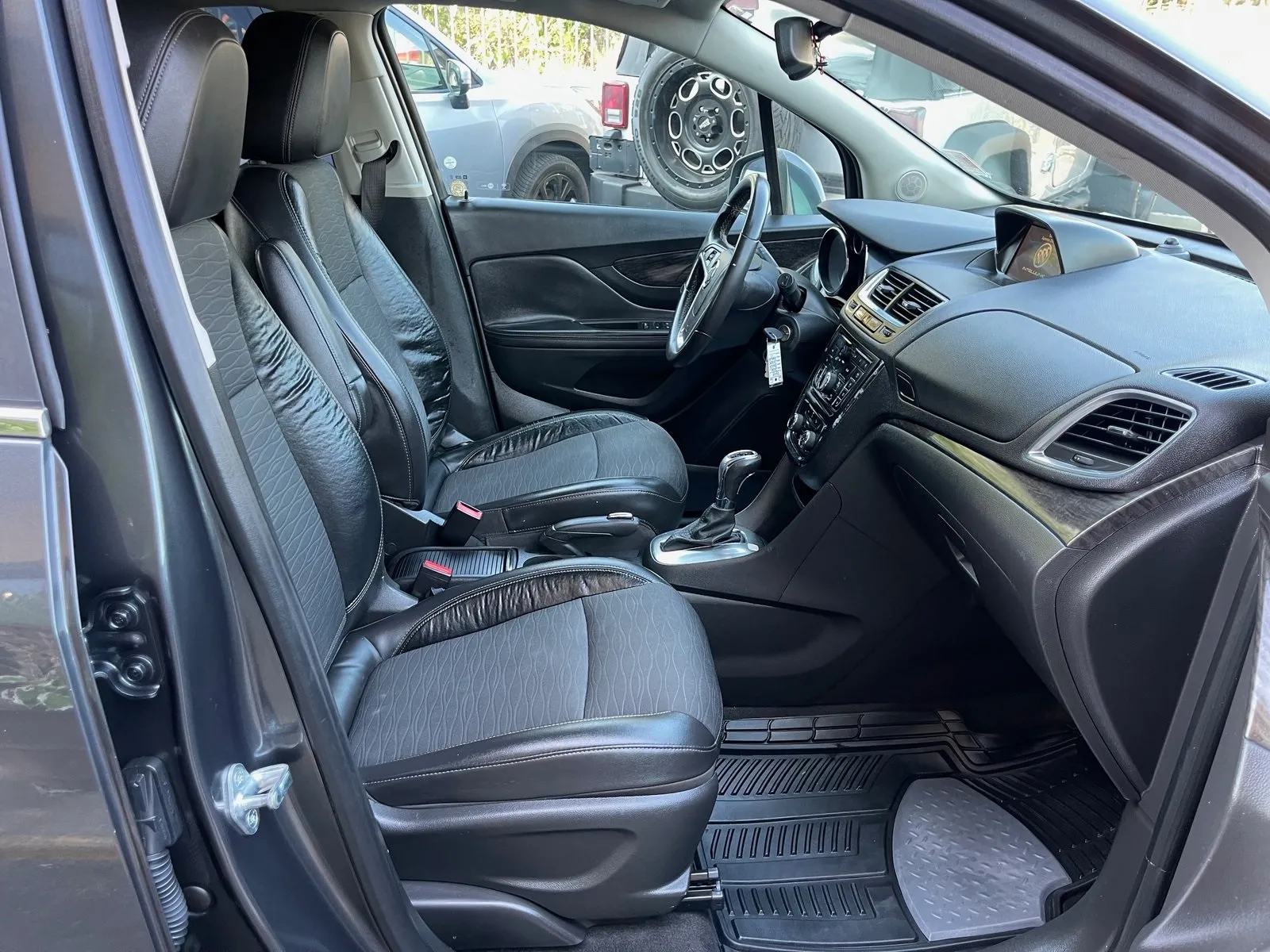 2016 Buick Encore Base photo 22