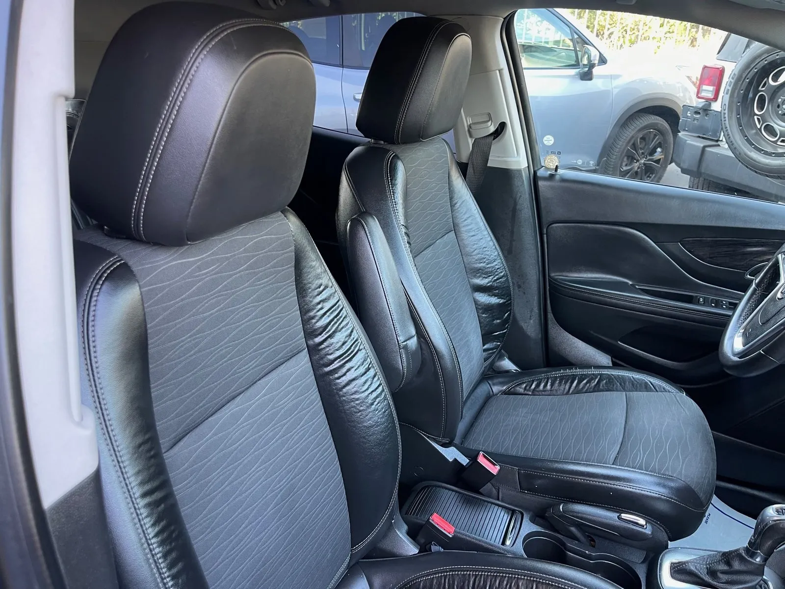 2016 Buick Encore Base photo 9