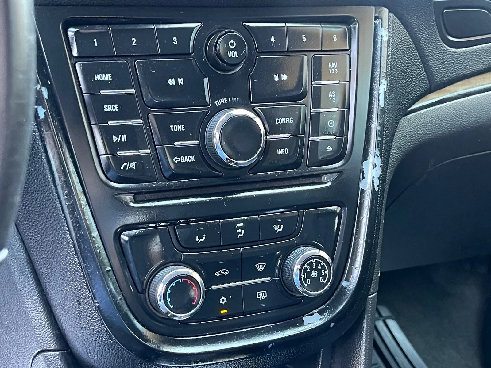 2016 Buick Encore Base photo 11