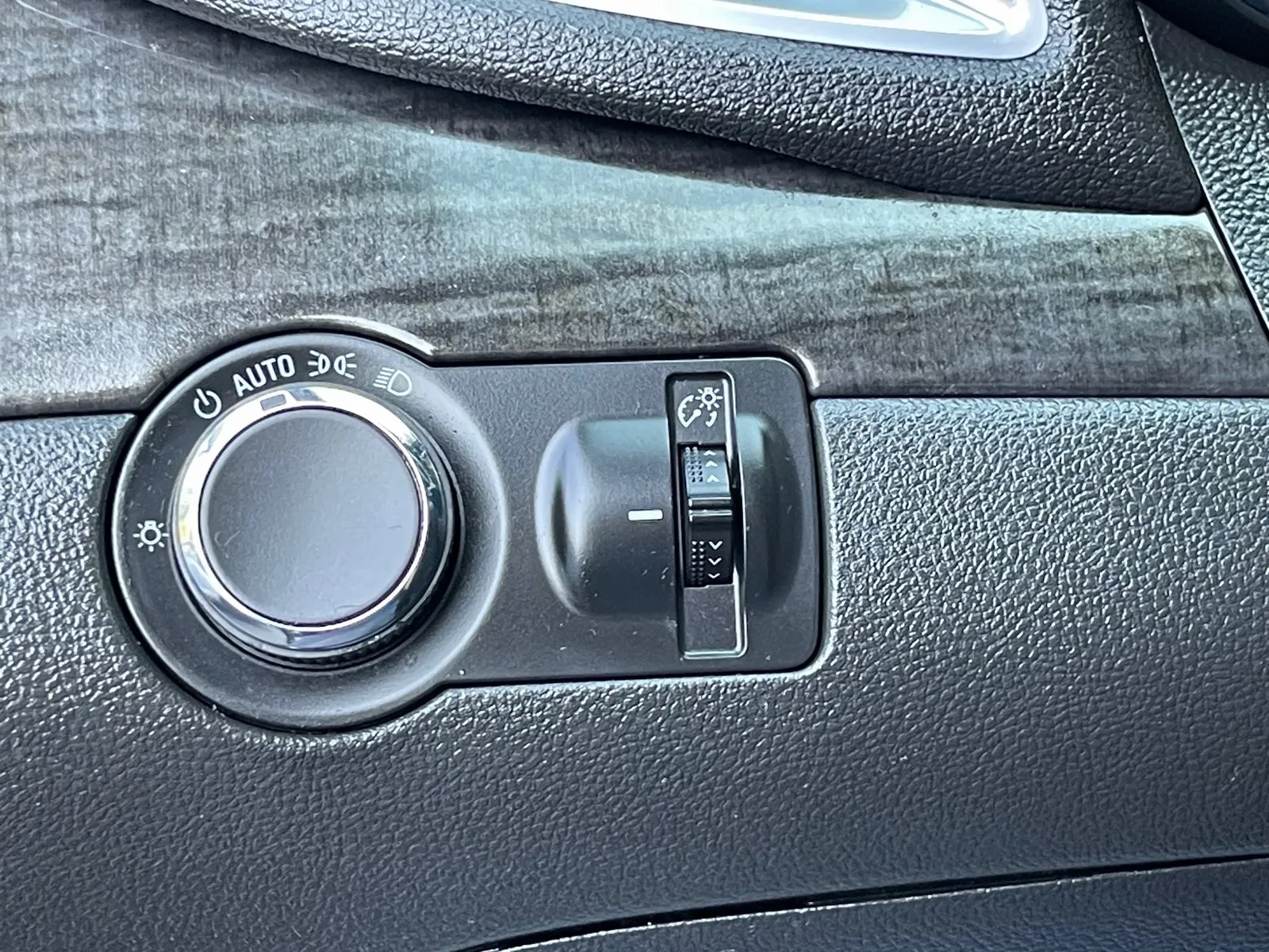 2016 Buick Encore Base photo 29