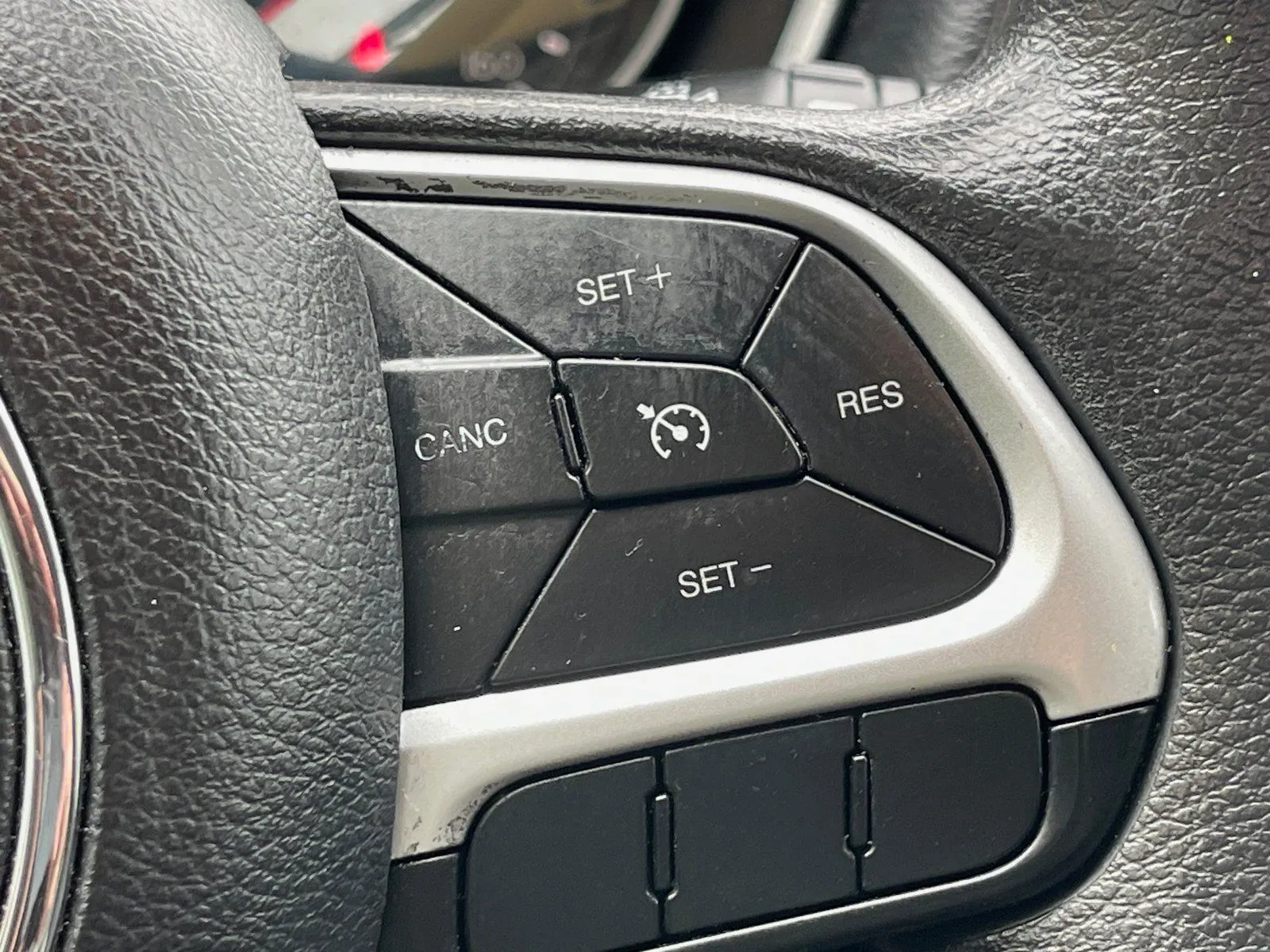 Jeep Compass photo 30