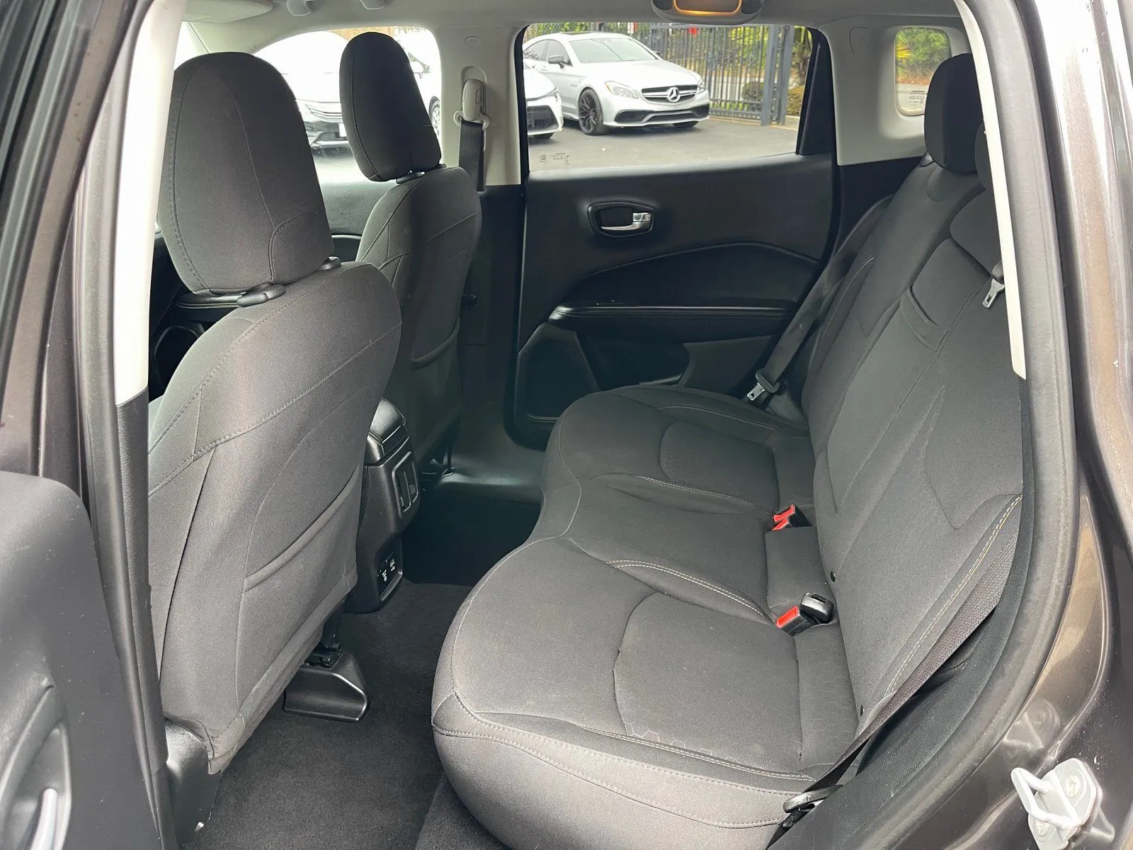 Jeep Compass photo 13