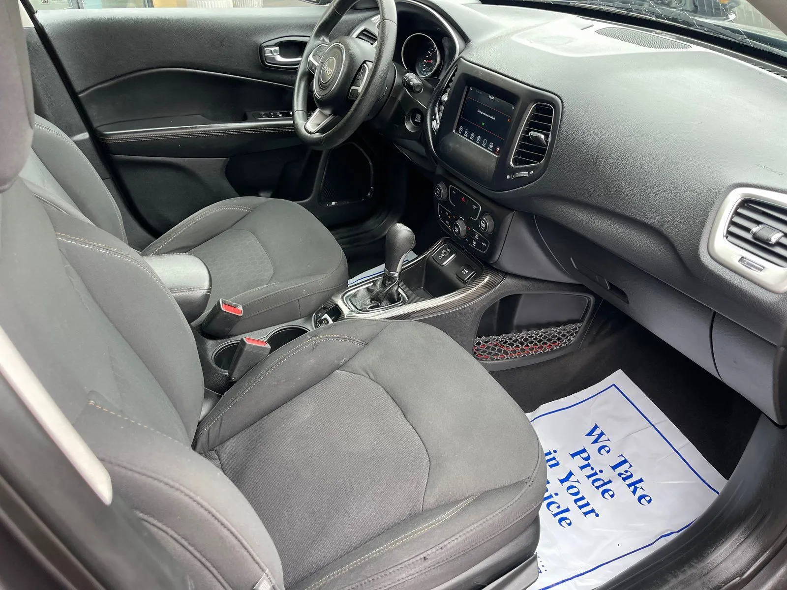 Jeep Compass photo 21