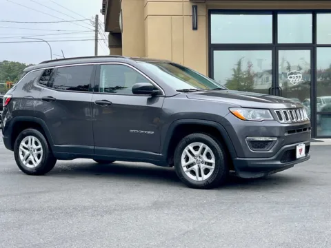 Gray 2019 Jeep Compass Sport for sale in Lakewood, WA