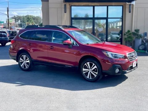 Red 2018 Subaru Outback 2.5i for sale in Lakewood, WA