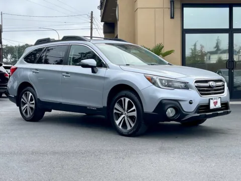 Silver 2019 Subaru Outback 2.5i for sale in Lakewood, WA