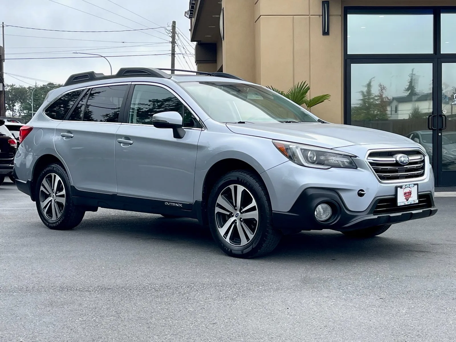 Silver 2019 Subaru Outback 2.5i for sale in Lakewood, WA