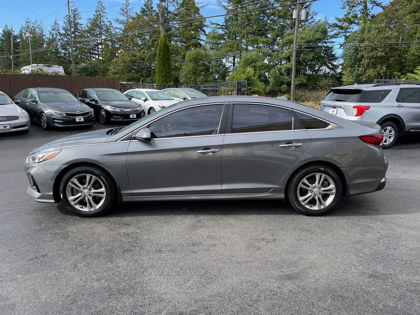 2018 Hyundai Sonata SEL photo 2