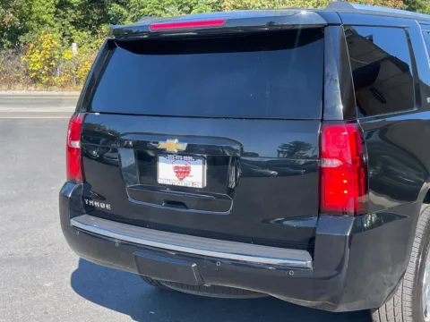 More photos of 2016 Chevrolet Tahoe LTZ at 9999 Auto Center, WA