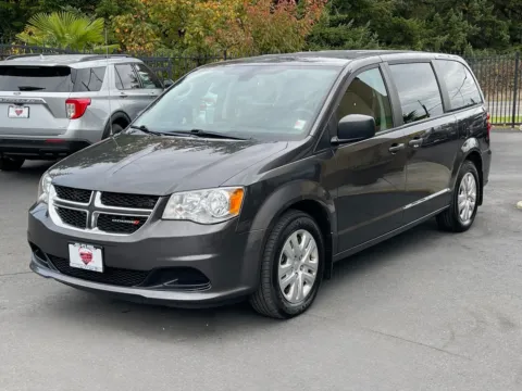 Another view of 2019 Dodge Grand Caravan SE for sale in Lakewood, WA at 9999 Auto Center