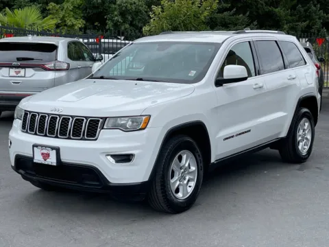 Another view of 2017 Jeep Grand Cherokee Laredo for sale in Lakewood, WA at 9999 Auto Center
