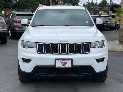 Photos of 2017 Jeep Grand Cherokee Laredo for sale in Lakewood, WA at 9999 Auto Center