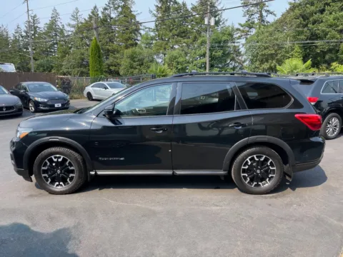 Another view of 2019 Nissan Pathfinder SL for sale in Lakewood, WA at 9999 Auto Center